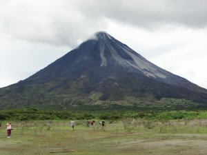 La fortuna arenal volcano hike